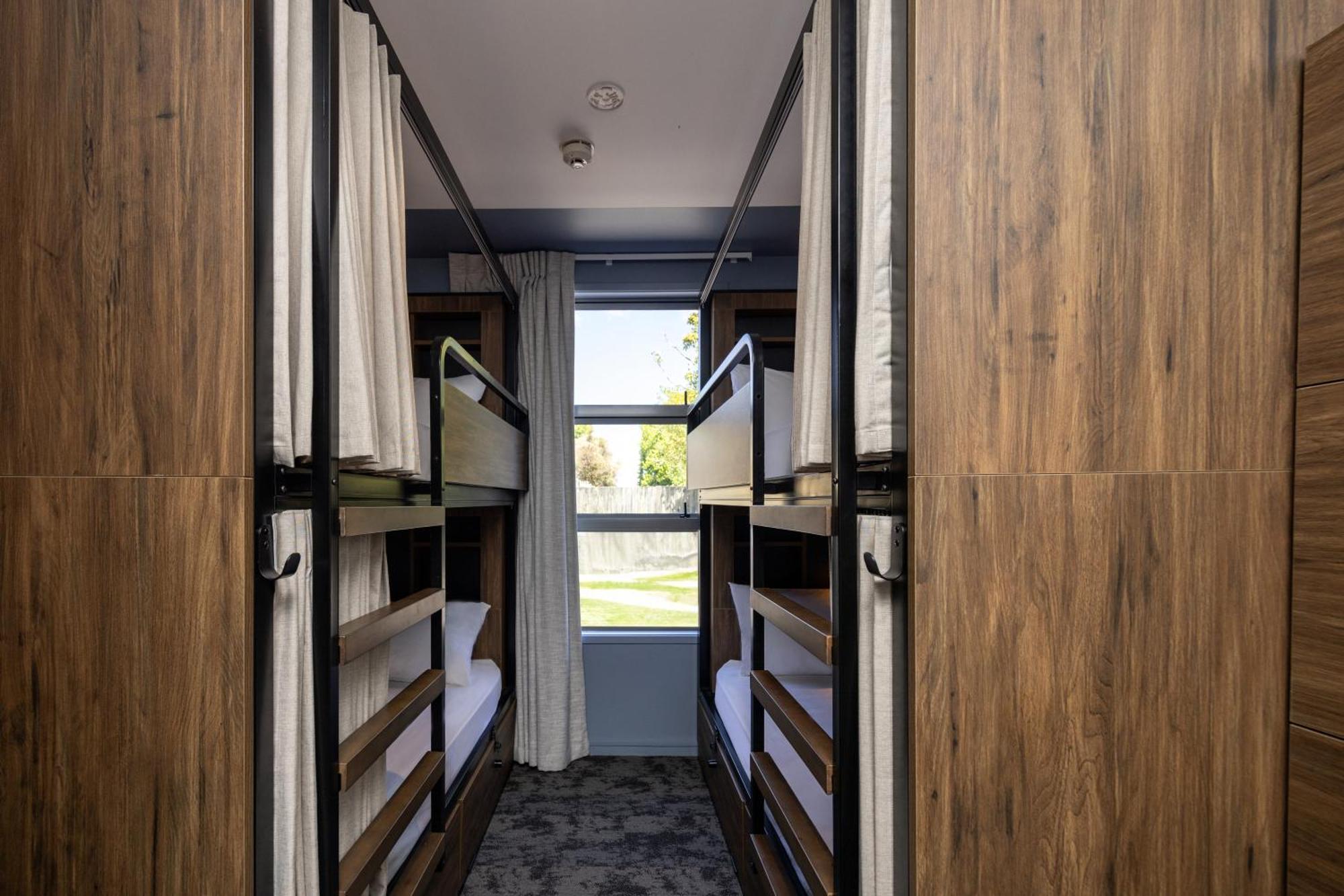 Yha ロトルアホステル エクステリア 写真 A bunk room at the new student residence halls